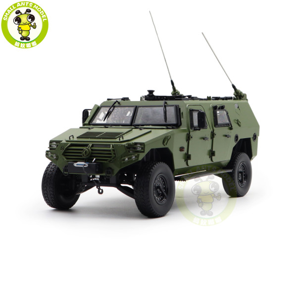 1/18 DFM Warrior 2 Protective All-terrain Off-Road Military Vehicles Diecast Model Toy Car Gifts For Friends Father