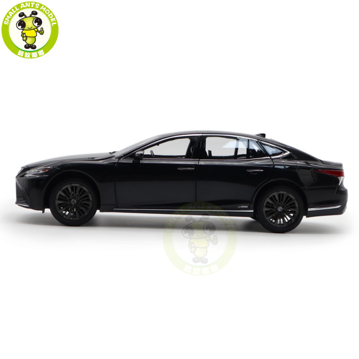 1/18 Toyota Lexus LS 500h Diecast Model Car TOYS KIDS Boys Girls Gifts White