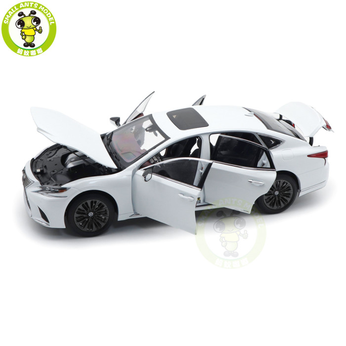 1/18 Toyota Lexus LS 500h Diecast Model Car TOYS KIDS Boys Girls Gifts White