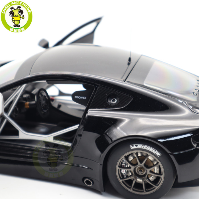 1/18 AUTOart ASTON MARTIN Vantage V12 GT3 Model Car Toys Gifts Gifts For Father Friends