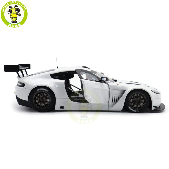 1/18 AUTOart ASTON MARTIN Vantage V12 GT3 Model Car Toys Gifts Gifts For Father Friends