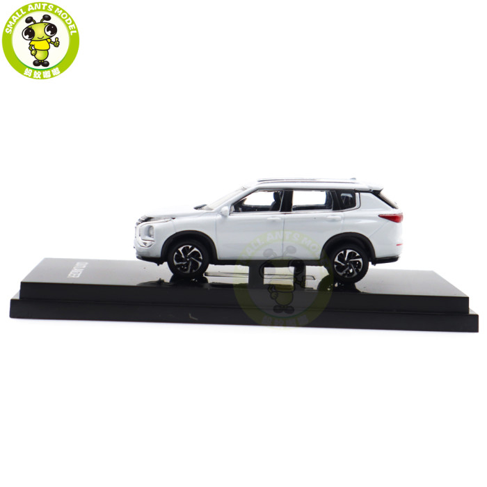 1/64 Mitsubishi OUTLANDER 2022 Diecast Model Toy Cars Gifts For Friends Father