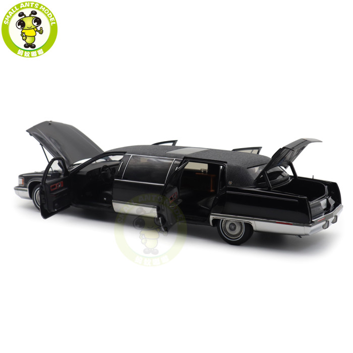 1/18 US GM Cadillac Fleetwood Long Wheelbase Diecast Model Toy Car Gifts For Friends Father