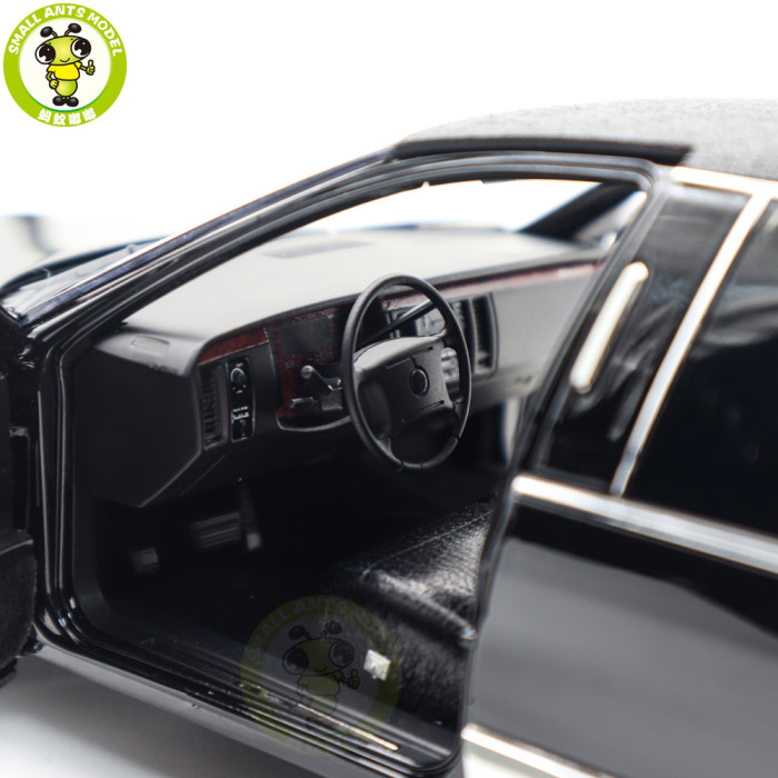 1/18 US GM Cadillac Fleetwood Long Wheelbase Diecast Model Toy Car Gifts For Friends Father