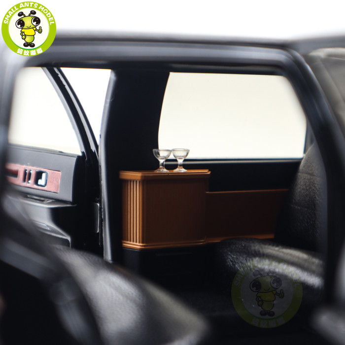 1/18 US GM Cadillac Fleetwood Long Wheelbase Diecast Model Toy Car Gifts For Friends Father