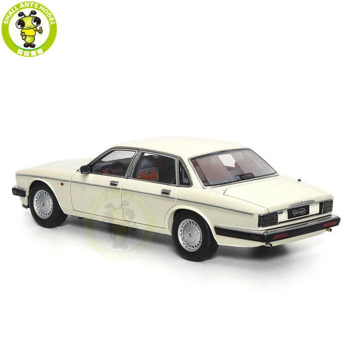 1/18 Jaguar Daimler XJ XJ6 XJ40 Glacier White Almost Real 810542 Diecast Model Car Gifts For Father Friends