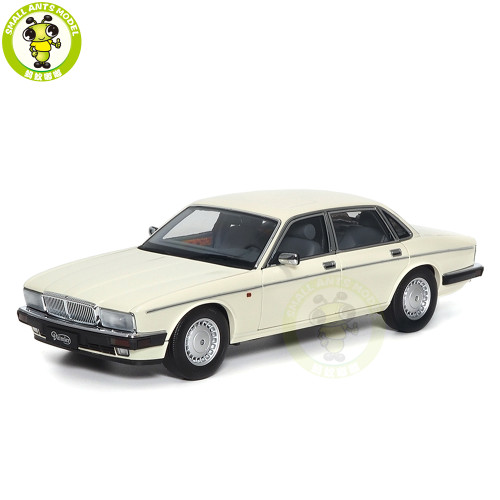 1/18 Jaguar Daimler XJ XJ6 XJ40 Glacier White Almost Real 810542 Diecast Model Car Gifts For Father Friends