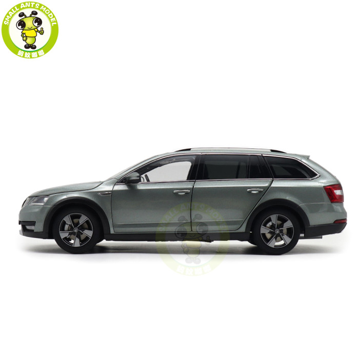 1/18 VW Skoda Octavia Combi Wagon Diecast Model Toy Car Gifts For Friends Father