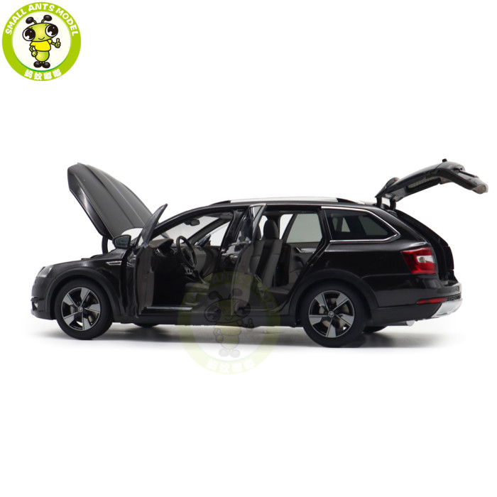 1/18 VW Skoda Octavia Combi Wagon Diecast Model Toy Car Gifts For Friends Father