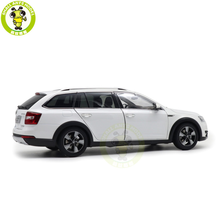 1/18 VW Skoda Octavia Combi Wagon Diecast Model Toy Car Gifts For Friends Father