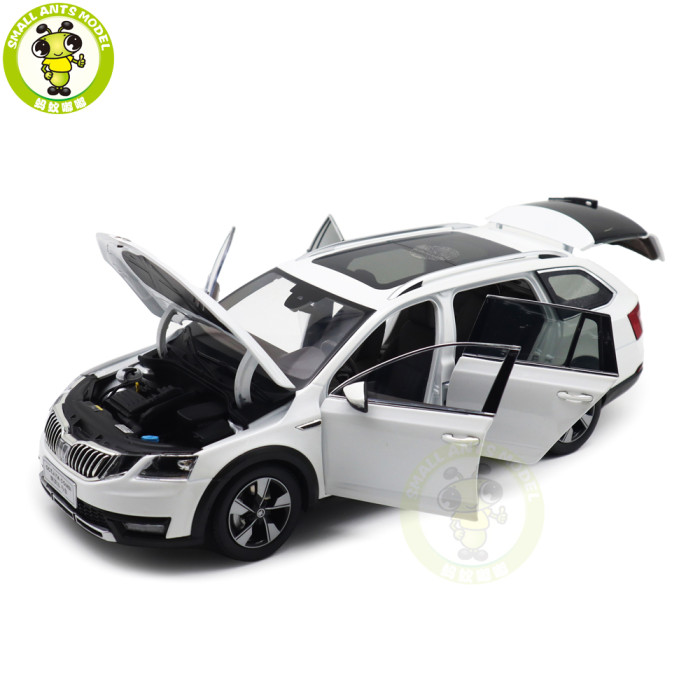 1/18 VW Skoda Octavia Combi Wagon Diecast Model Toy Car Gifts For Friends Father
