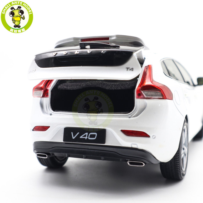 1/18 Volvo V40 Station wagon Hatchback Diecast Model Car Model Toys Kids Boy Girl Gift White