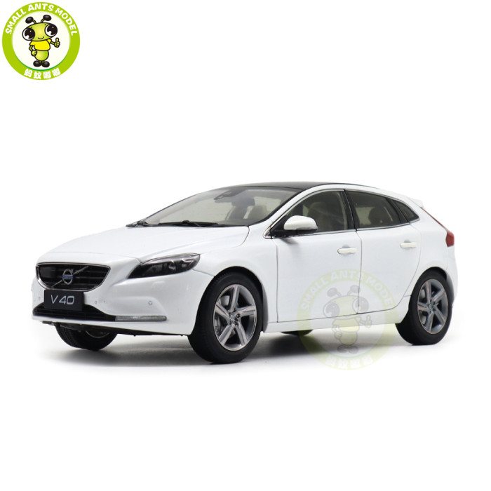1/18 Volvo V40 Station wagon Hatchback Diecast Model Car Model Toys Kids Boy Girl Gift White