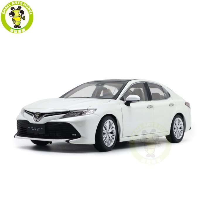 1/18 Toyota Camry 2018 8th generation Diecast Car Model Toys for kids Gifts