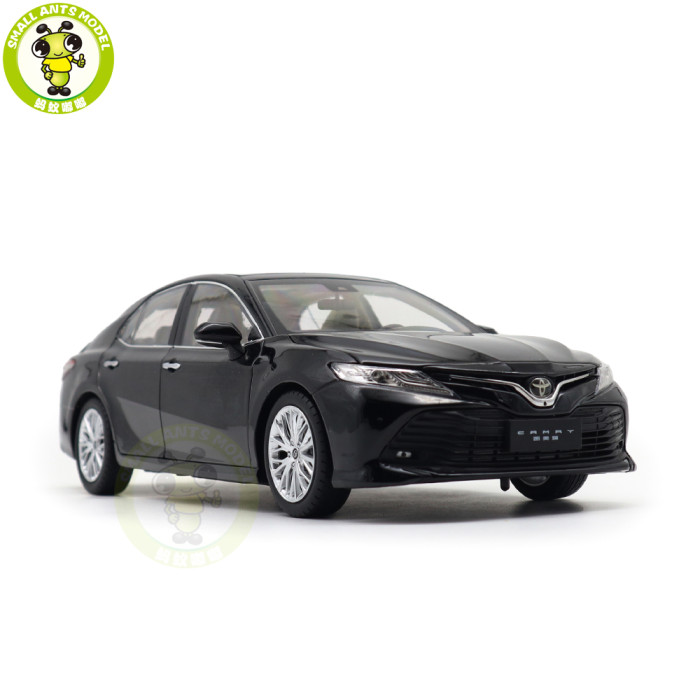 1/18 Toyota Camry 2018 8th generation Diecast Car Model Toys for kids Gifts