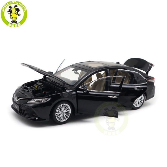 1/18 Toyota Camry 2018 8th generation Diecast Car Model Toys for kids Gifts