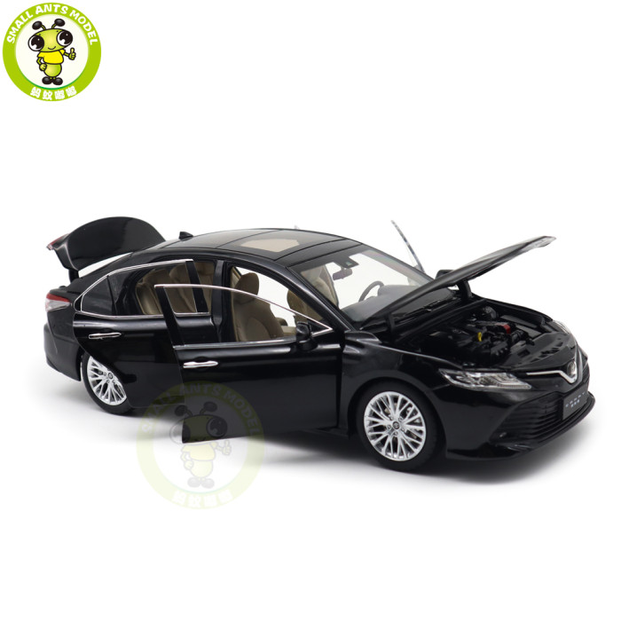 1/18 Toyota Camry 2018 8th generation Diecast Car Model Toys for kids Gifts