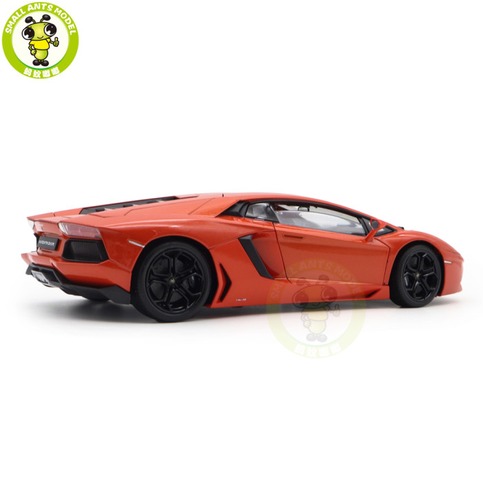 1/18 Lamborghini Aventador LP700-4 LP700 Welly FX Diecast Model Racing Car Toys Kids Gifts