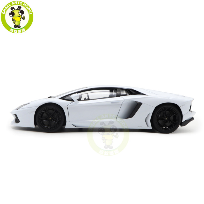 1/18 Lamborghini Aventador LP700-4 LP700 Welly FX Diecast Model Racing Car Toys Kids Gifts