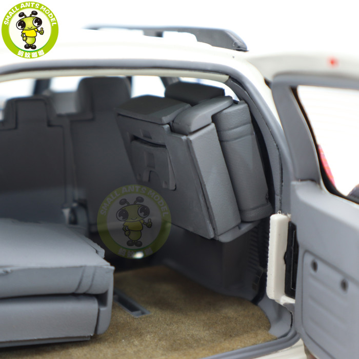 1/18 Toyota Land Cruiser Prado GX White Diecast Model Toy Car Gifts For Father Friends