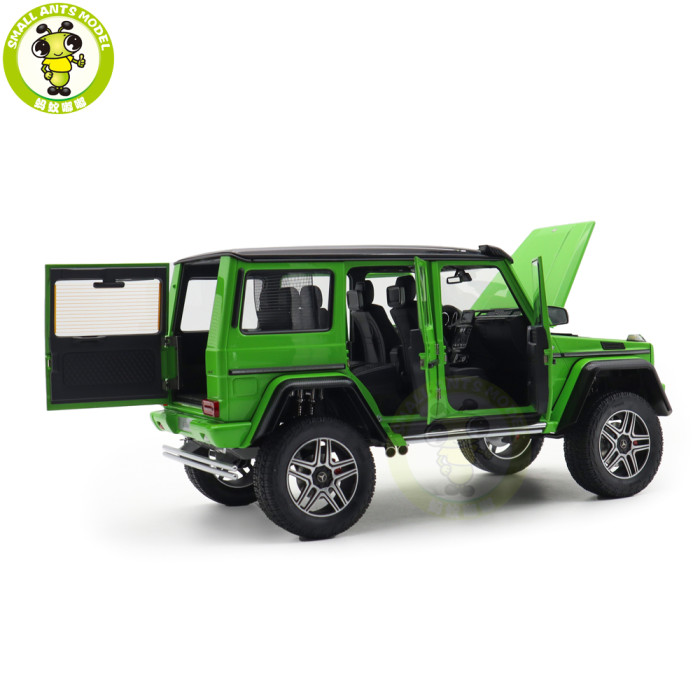 1/18 Mercedes-BENZ G500 4×4² G Class AUTOart 76315 Aliengreen Model Car
