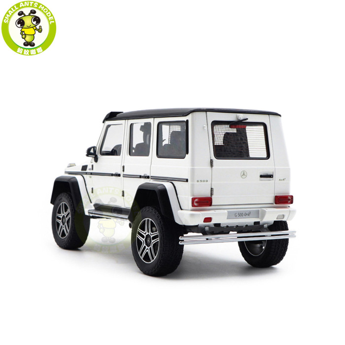 1/18 Mercedes-BENZ G500 4×4² G Class AUTOart 76316 Gloss White Model Car