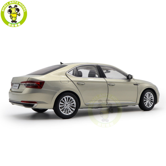 1/18 Skoda New SUPERB Diecast Model Toy Car Gifts For Friends Father