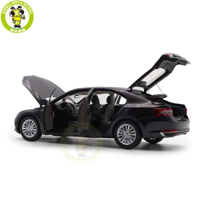 1/18 Skoda New SUPERB Diecast Model Toy Car Gifts For Friends Father