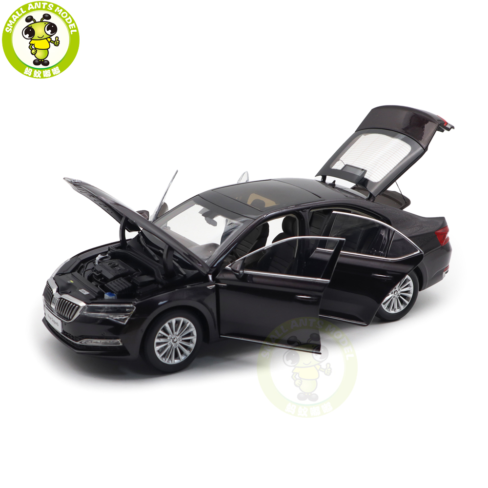 1/18 Skoda New SUPERB Diecast Model Toy Car Gifts For Friends