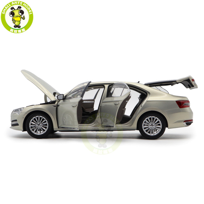 1/18 Skoda New SUPERB Diecast Model Toy Car Gifts For Friends Father