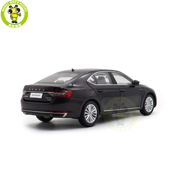 1/18 Skoda New SUPERB Diecast Model Toy Car Gifts For Friends Father