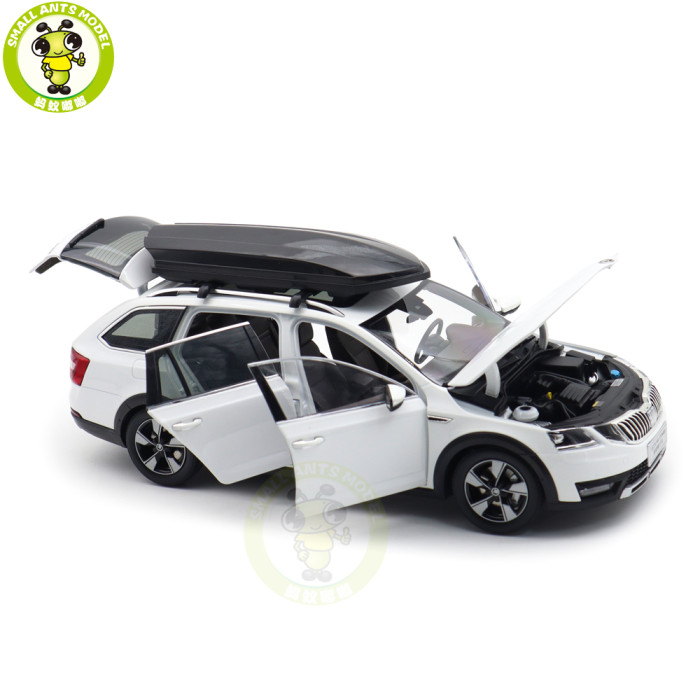 1/18 VW Skoda Octavia Combi Wagon Diecast Model Toy Car Gifts For Friends Father