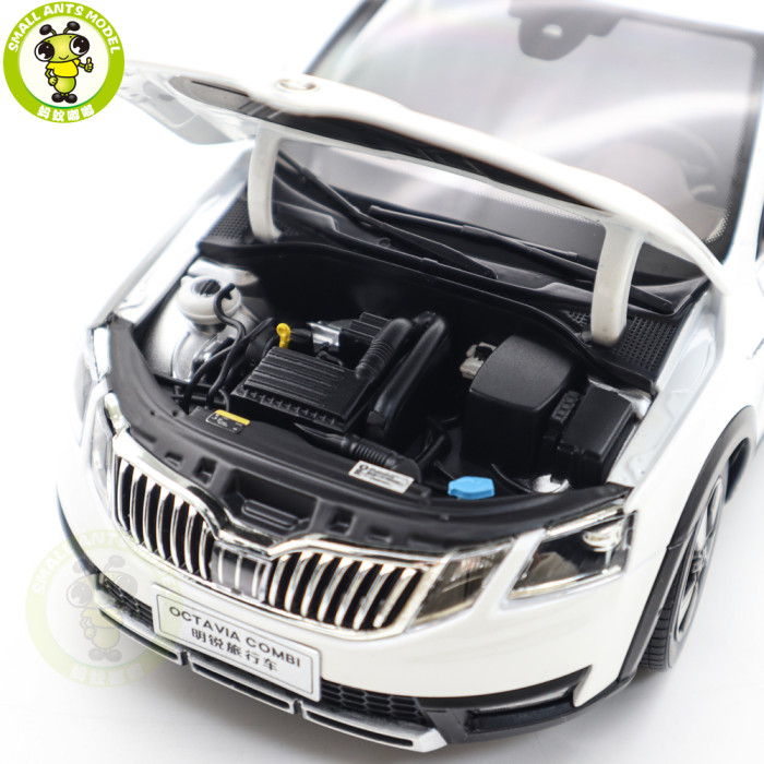 1/18 VW Skoda Octavia Combi Wagon Diecast Model Toy Car Gifts For Friends Father