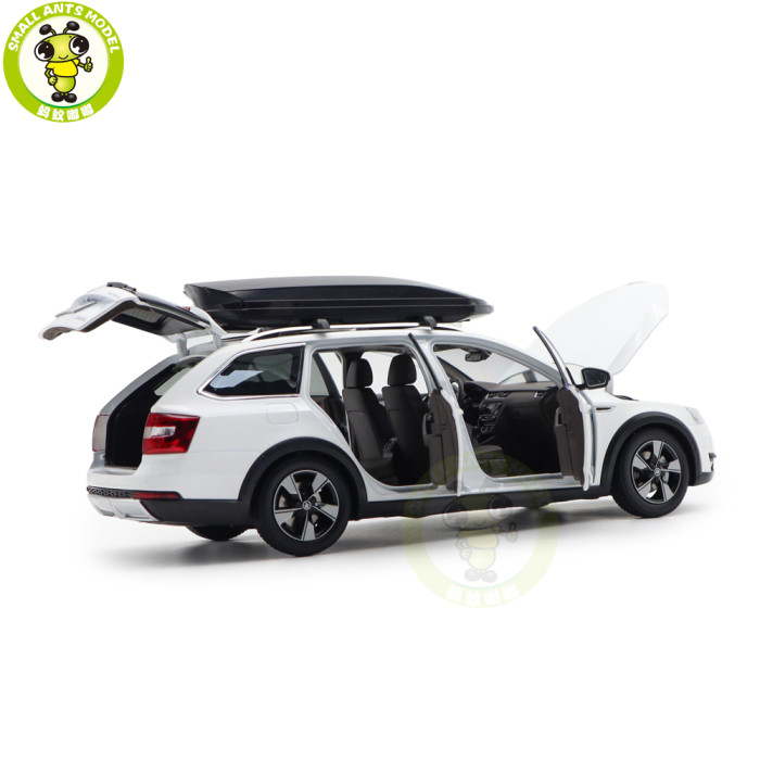 1/18 VW Skoda Octavia Combi Wagon Diecast Model Toy Car Gifts For Friends Father