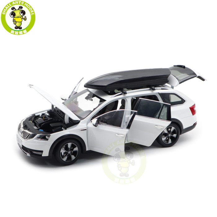 1/18 VW Skoda Octavia Combi Wagon Diecast Model Toy Car Gifts For Friends Father