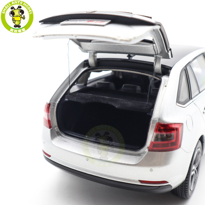 1/18 VW Skoda Rapid Spaceback Diecast Model Toy Car Gifts For Father Friends