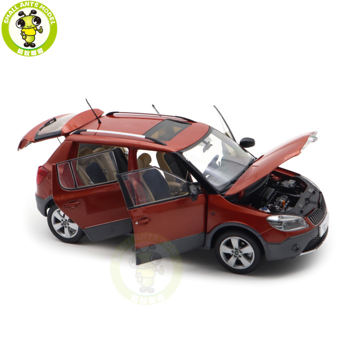 1/18 VW Skoda Fabia Scout Diecast Model Toy Car Gifts For Father Friends