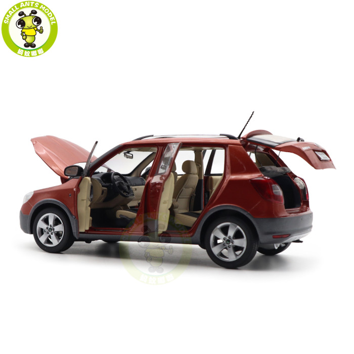 1/18 VW Skoda Fabia Scout Diecast Model Toy Car Gifts For Father Friends