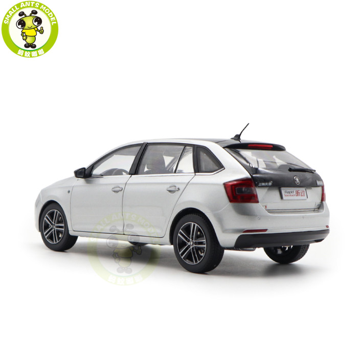 1/18 VW Skoda Rapid Spaceback Diecast Model Toy Car Gifts For Father Friends