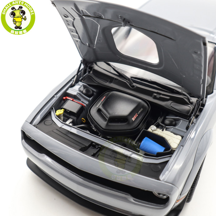 1/18 Dodge Challenger R/T Scat Pack Widebody 2022 Smoke Show AUTOart 71774 Model Car