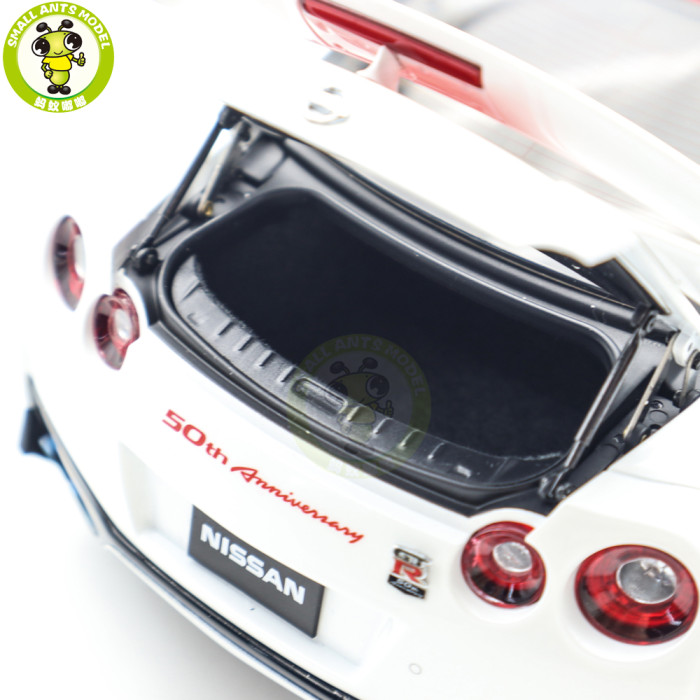 1/18 MOTORHELIX Nissan GT R GT-R R35 50th Anniversary Diecast Model Toy Car Gifts For Father Friends