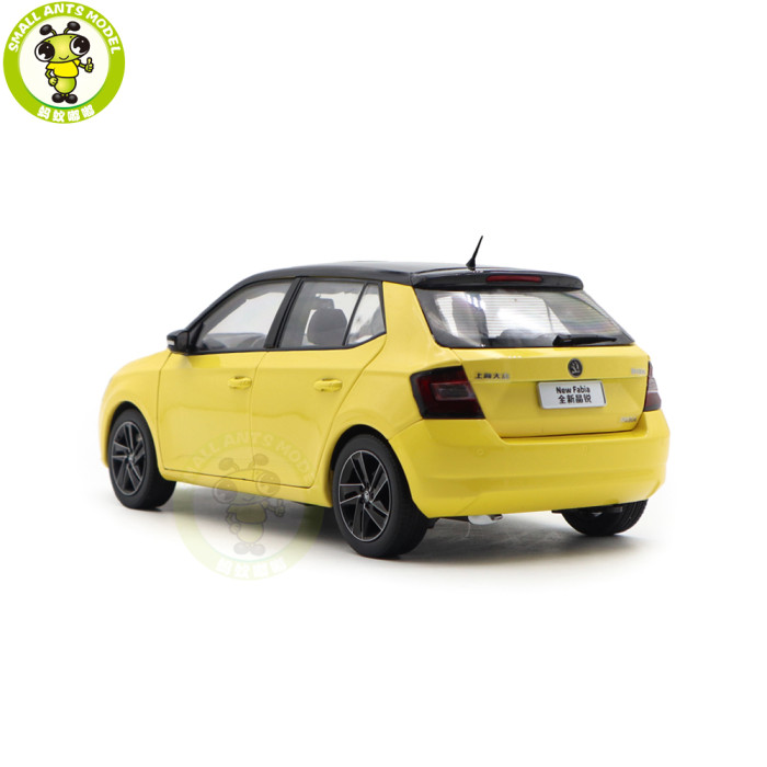 1/18 VW Skoda Fabia Diecast Model Toy Car Gifts For Father Friends