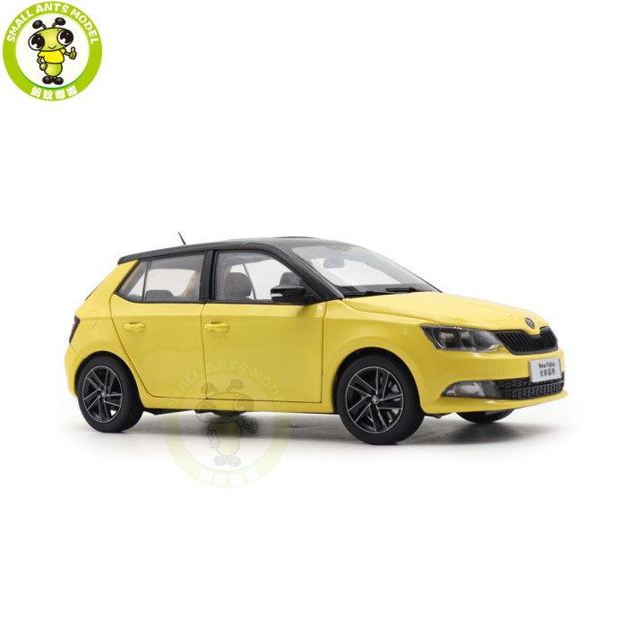 1/18 VW Skoda Fabia Diecast Model Toy Car Gifts For Father Friends