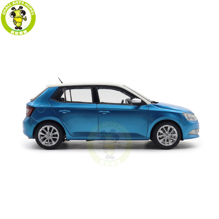 1/18 VW Skoda Fabia Diecast Model Toy Car Gifts For Father Friends