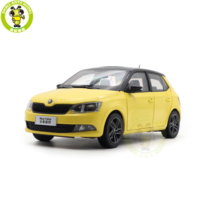 1/18 VW Skoda Fabia Diecast Model Toy Car Gifts For Father Friends