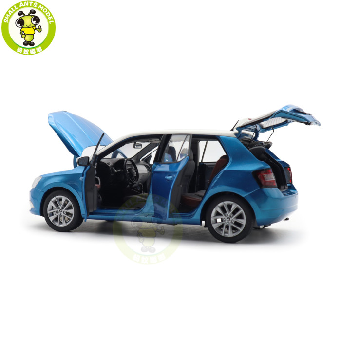 1/18 VW Skoda Fabia Diecast Model Toy Car Gifts For Father Friends