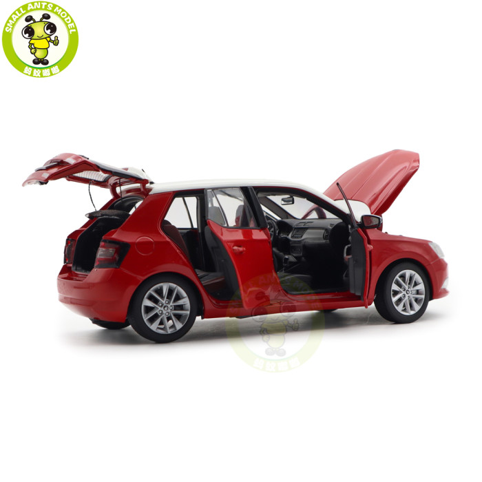 1/18 VW Skoda Fabia Diecast Model Toy Car Gifts For Father Friends