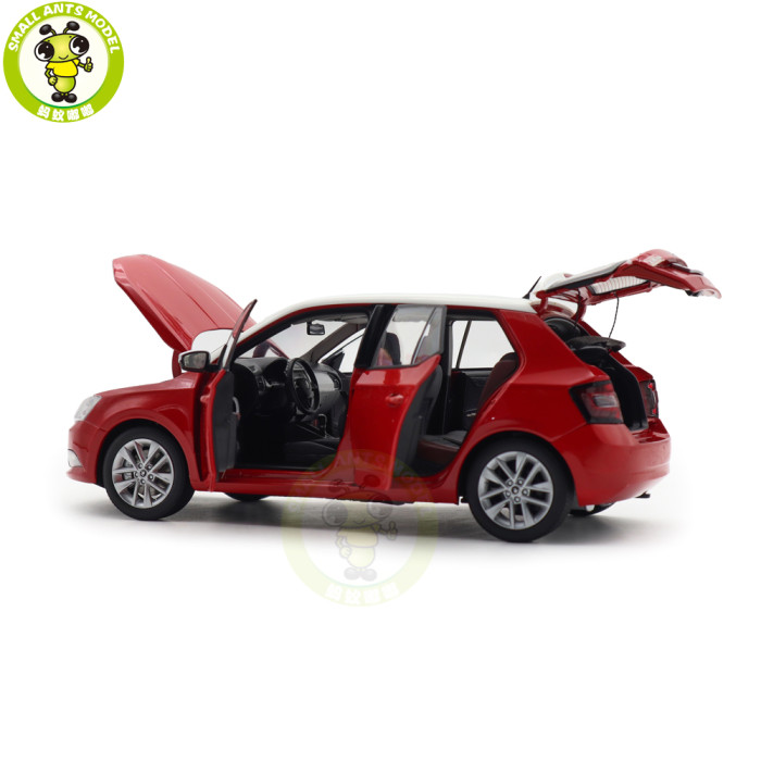1/18 VW Skoda Fabia Diecast Model Toy Car Gifts For Father Friends