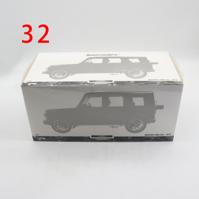 Defective 1/18 Minichamps Mercedes Benz G500 G-Class 2020 W463 Diecast Model Car