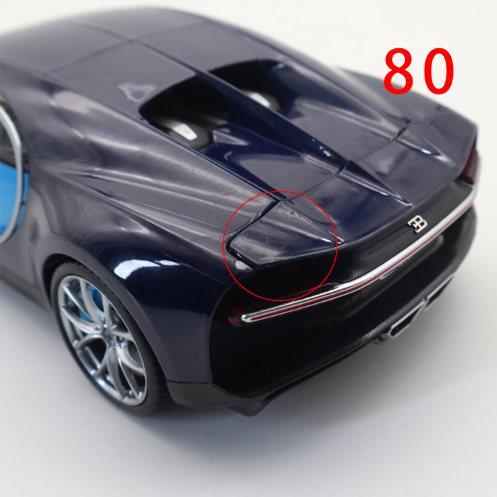Damaged 1/18 Bugatti Chiron 2016 Welly GTAUTOS Diecast Model Car